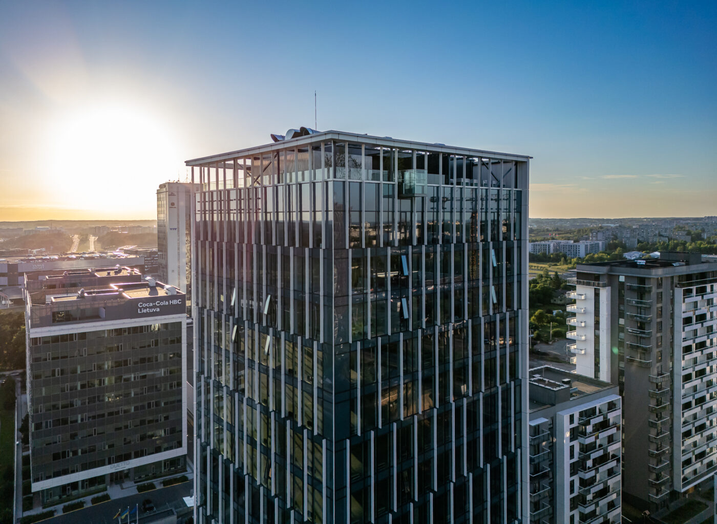 Sky Office_roof-terrace_glass viewing platform