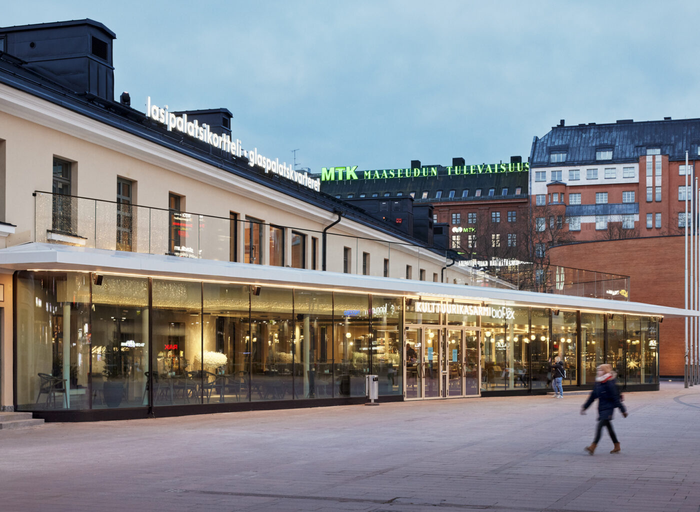 Kulttuurikasarmi-glass-railings