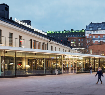 Kulttuurikasarmi-glass-railings