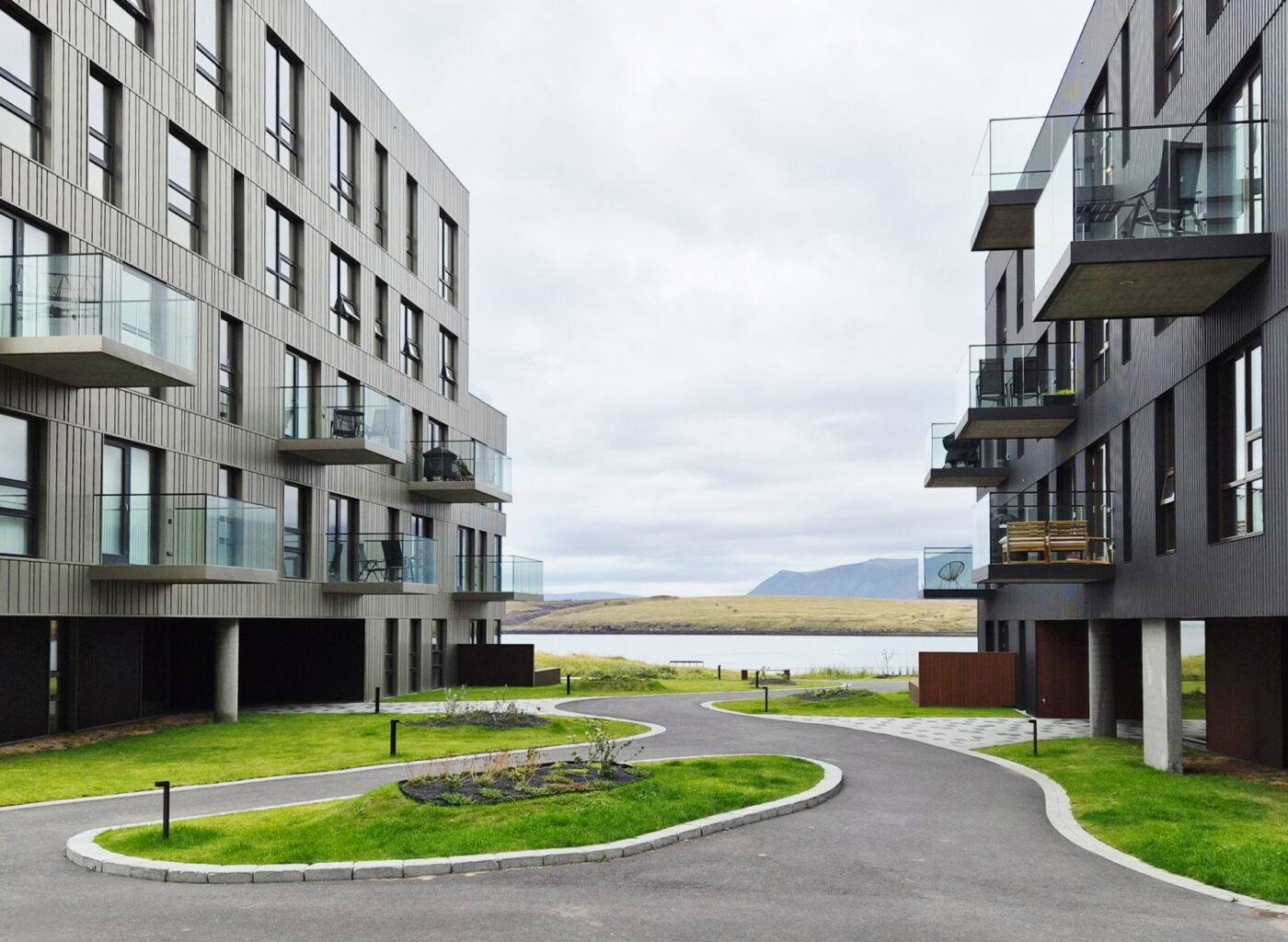 apartment-buildings-with-glass-railings
