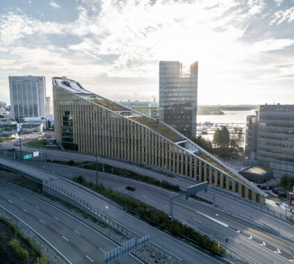 corporate-office-building-of-Keilaniemen-Portti
