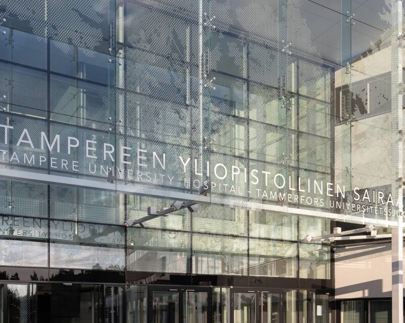 Tampere Ülikooli haigla klaasfassaad